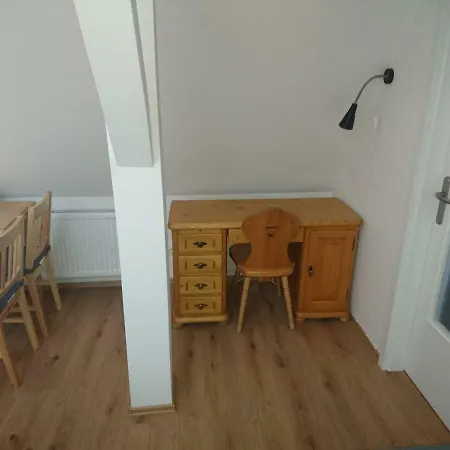 U Javoru 232/8 Apartment *